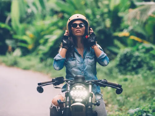 Assurance moto au tiers : quelles garanties sont exclues ?
